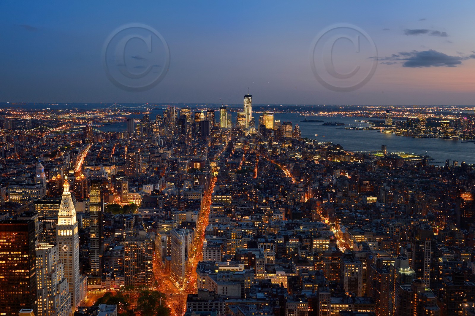 Etats-Unis, New York, Manhattan, vue depuis l'Empire State Building sur la partie sud de Manhattan, le One World Trade Center (1WTC) et la Hudson River  United States, New York, Manhattan, view from the Empire State Building over Southern Manhattan, the One World Trade Center (1WTC) and the Hudson River